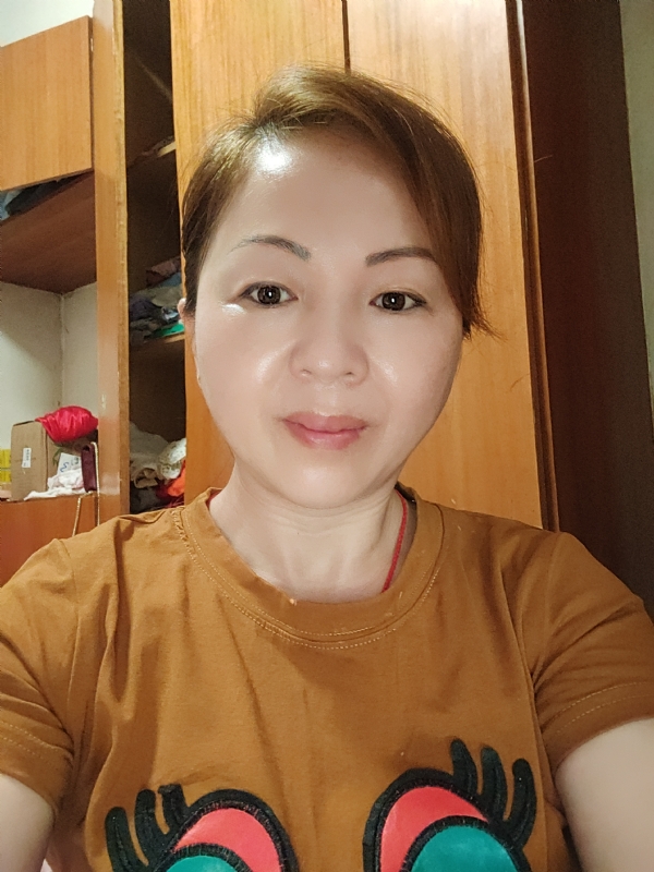 醉红颜的第一张照片--全国闪婚服务中心
