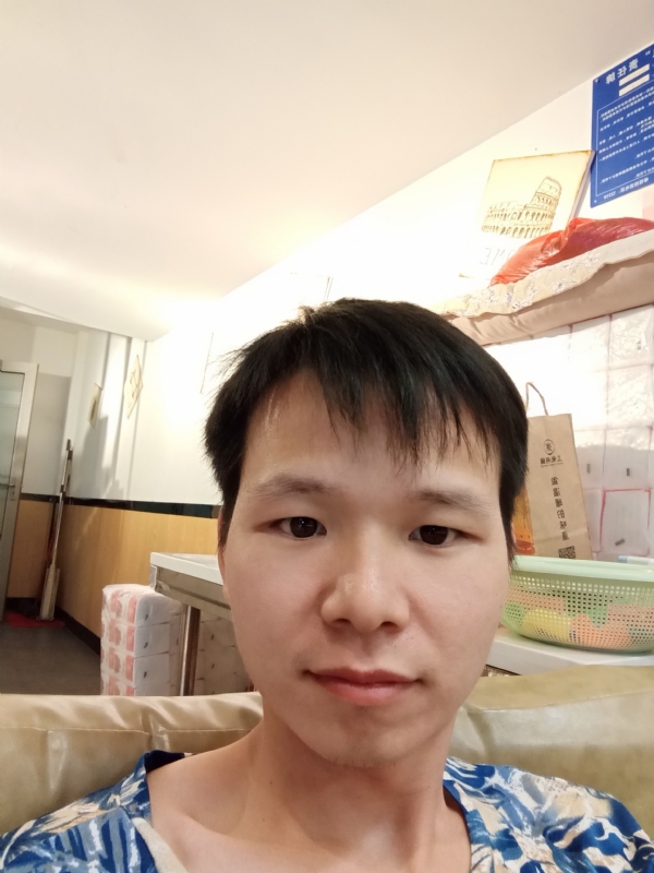 万里无云的第一张照片--全国闪婚服务中心