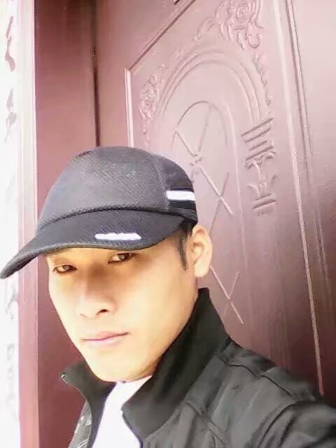 以沫的第一张照片--全国闪婚服务中心