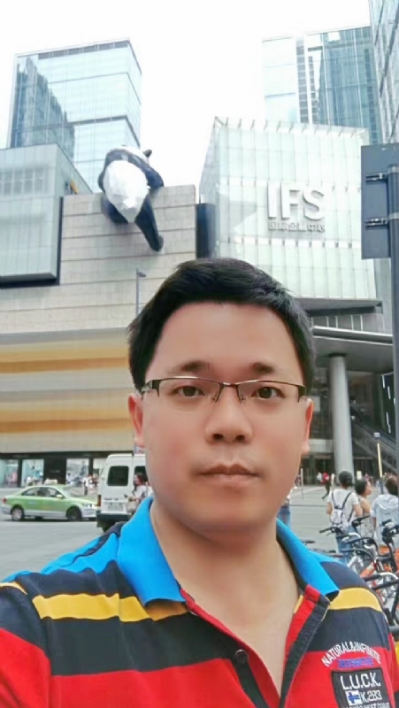 有所不变的第一张照片--全国闪婚服务中心