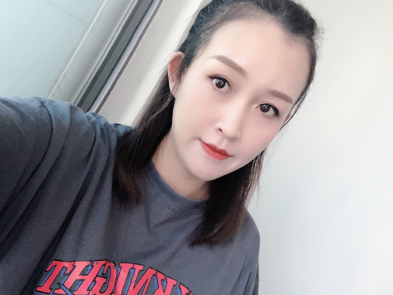 Amy的第一张照片--全国闪婚服务中心