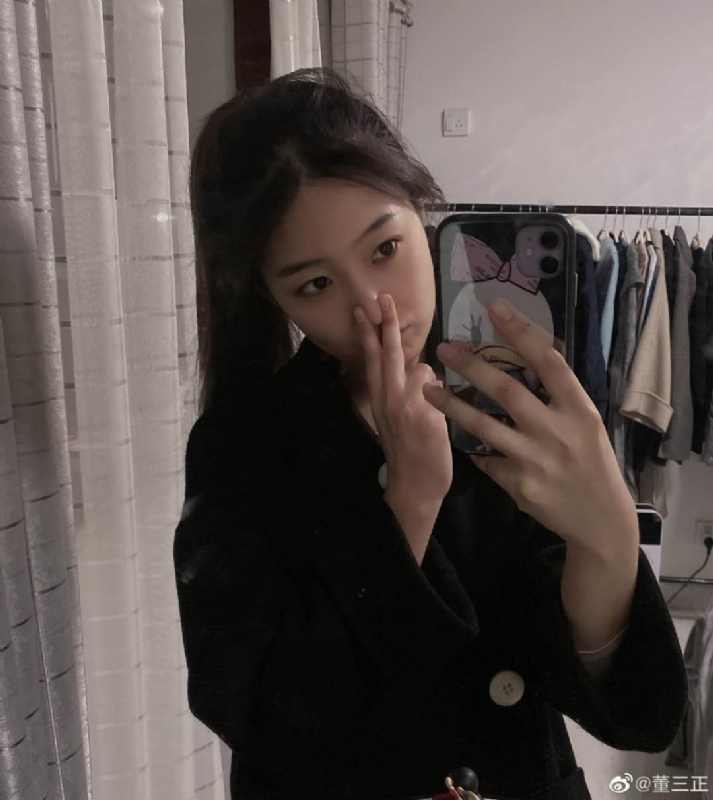 霜霜專屬你的小秘書的第一张照片--全国闪婚服务中心