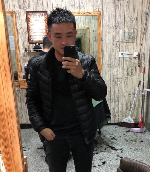 知足常乐的第一张照片--全国闪婚服务中心