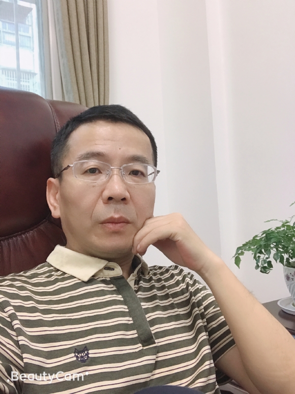 屯里的富豪的第二张照片--全国闪婚服务中心