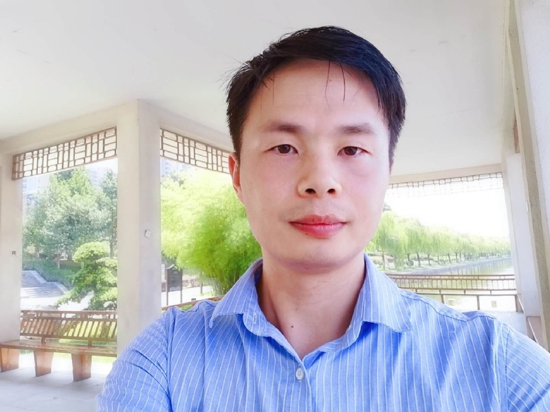 小艾同学的第二张照片--全国闪婚服务中心