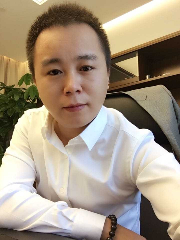 天若有情的第一张照片--全国闪婚服务中心