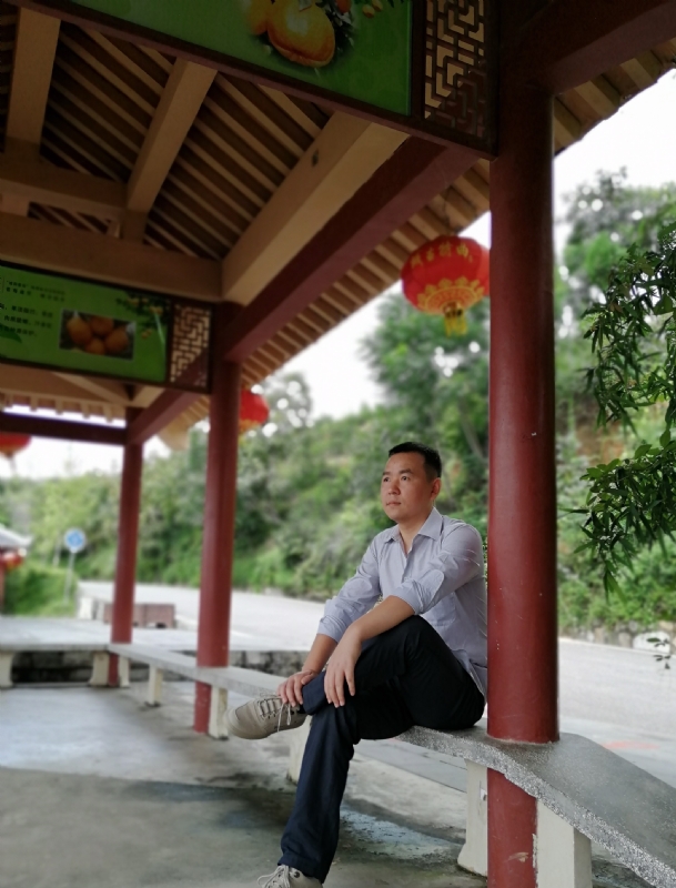 莋个俗人的第一张照片--全国闪婚服务中心