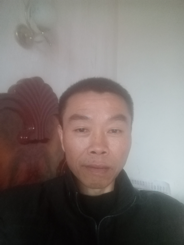 祖成的第一张照片--全国闪婚服务中心