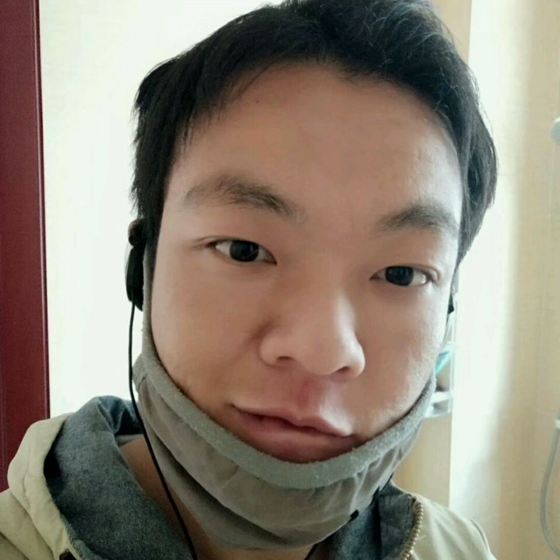 泡沫哭泣的第一张照片--全国闪婚服务中心