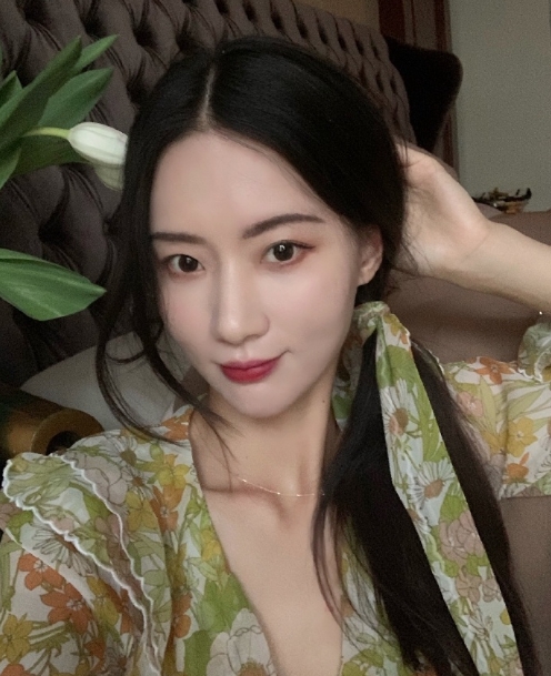 倾城的第一张照片--全国闪婚服务中心