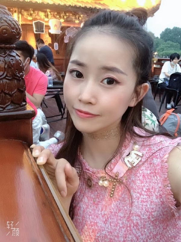 宁乙的第三张照片--全国闪婚服务中心