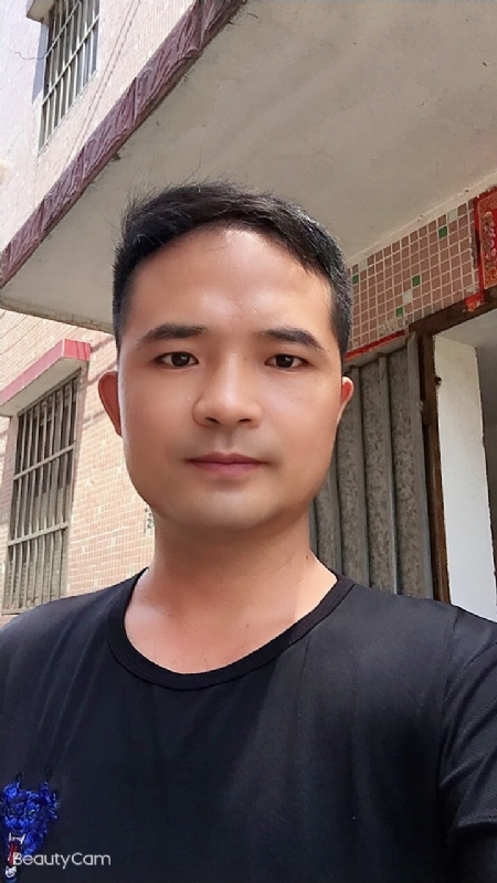言飞的第二张照片--全国闪婚服务中心
