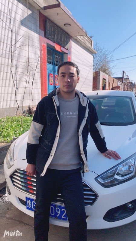 一片云的第一张照片--全国闪婚服务中心