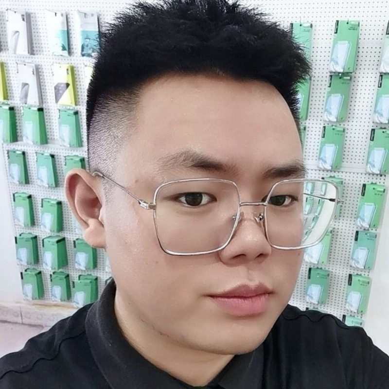 尼桑的第一张照片--全国闪婚服务中心