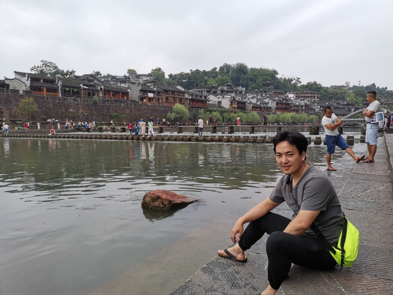 chengx83的第一张照片--全国闪婚服务中心