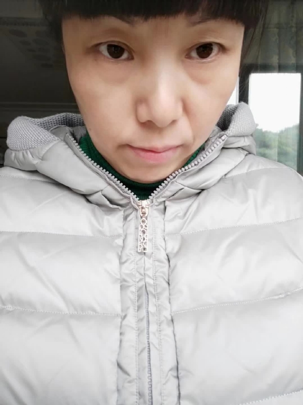 一抹幽蓝的第一张照片--全国闪婚服务中心
