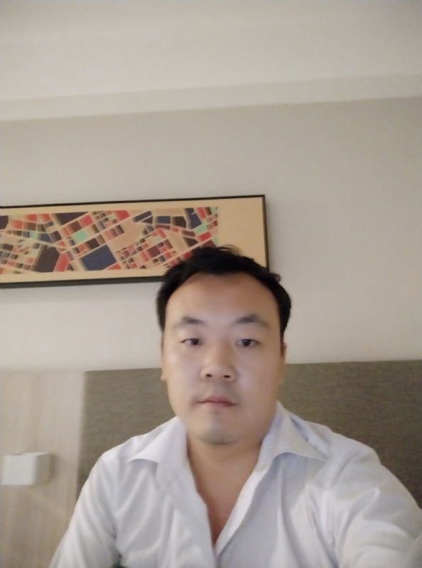 落叶寂寞的第一张照片--全国闪婚服务中心