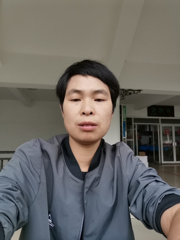 刘志强的第一张照片--全国闪婚服务中心