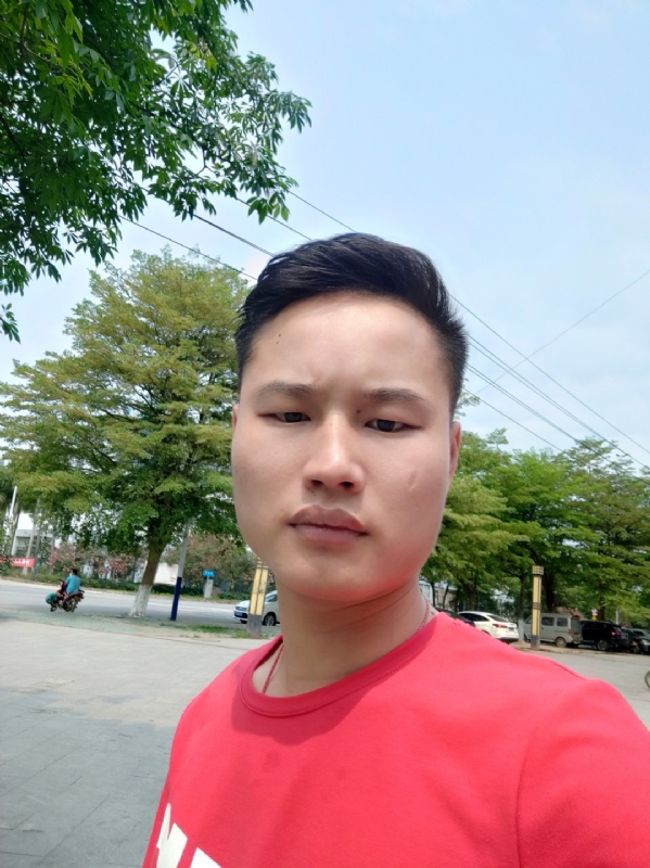 刘振军的第二张照片--全国闪婚服务中心