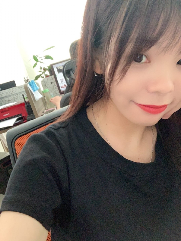 小乔的第一张照片--全国闪婚服务中心