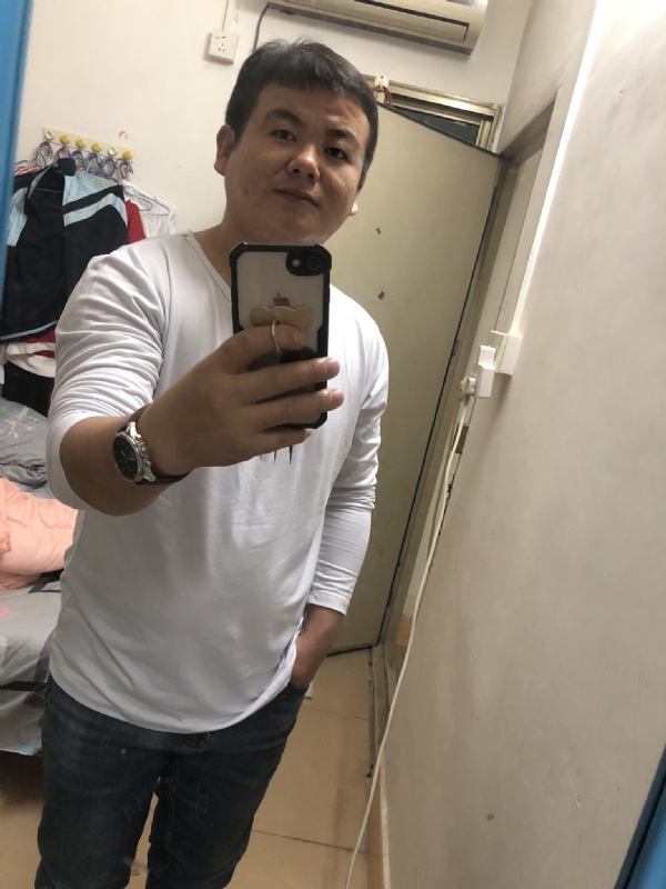 凯的第一张照片--全国闪婚服务中心