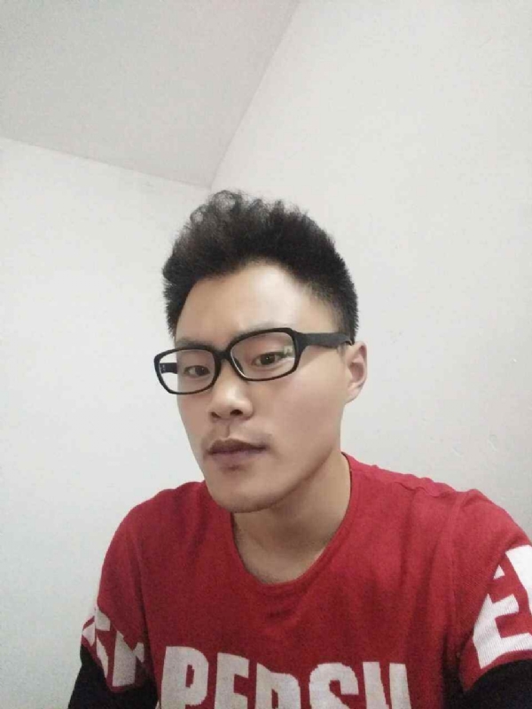 玉尚的第三张照片--全国闪婚服务中心