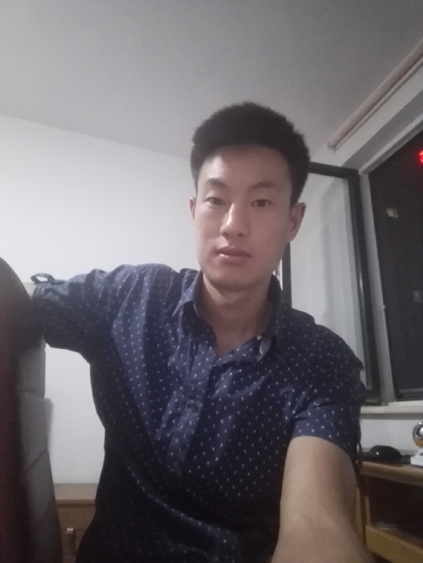似初的第一张照片--全国闪婚服务中心