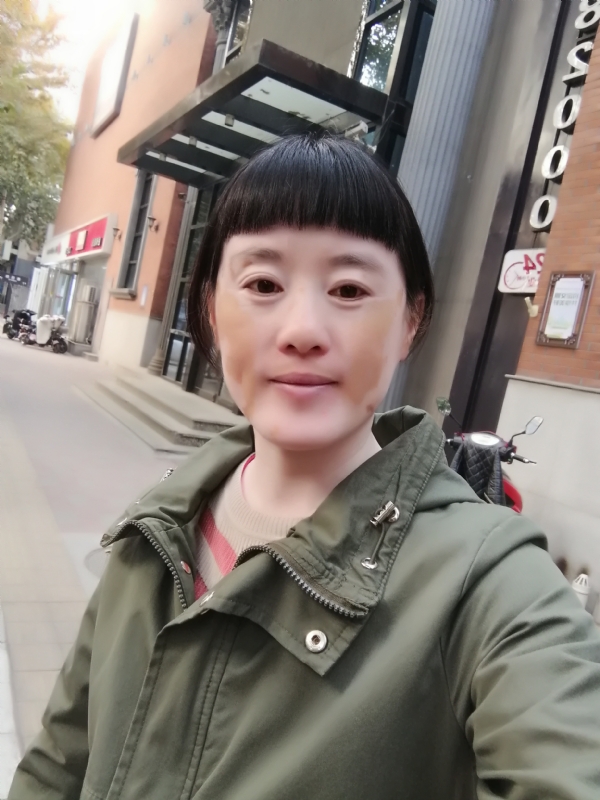 米儿的第一张照片--全国闪婚服务中心