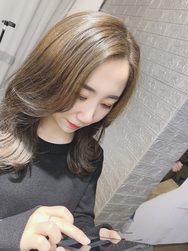 小沐的第一张照片--全国闪婚服务中心
