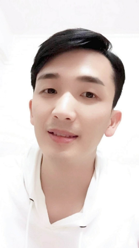 小锕方的第一张照片--全国闪婚服务中心