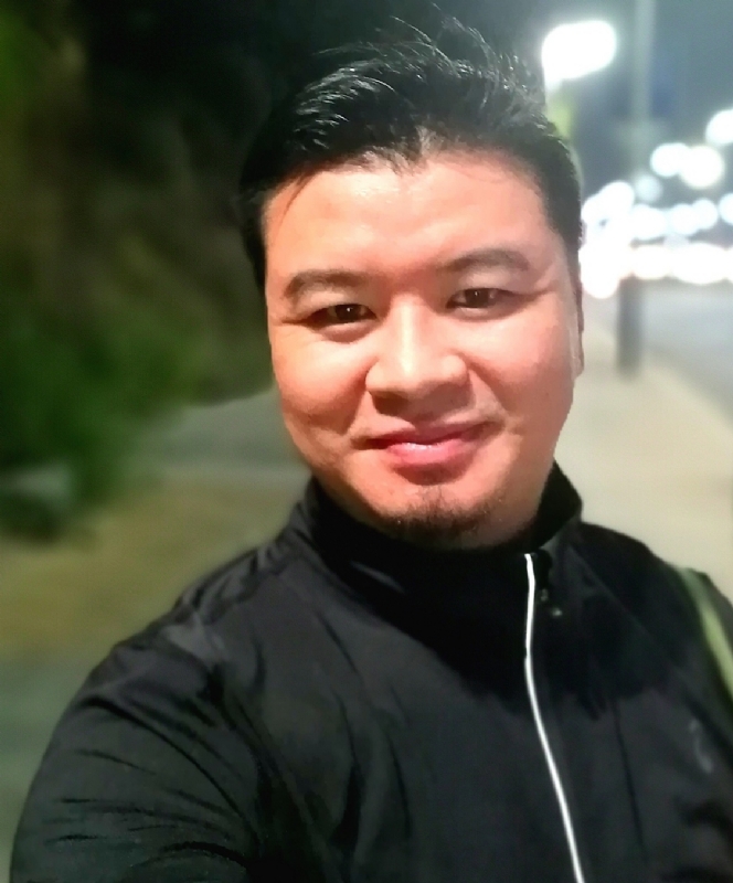 柏源的第二张照片--全国闪婚服务中心