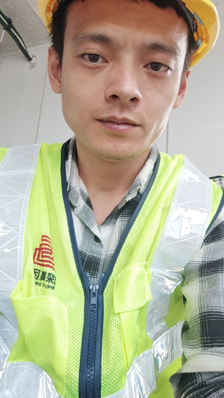 刘俊达的第一张照片--全国闪婚服务中心