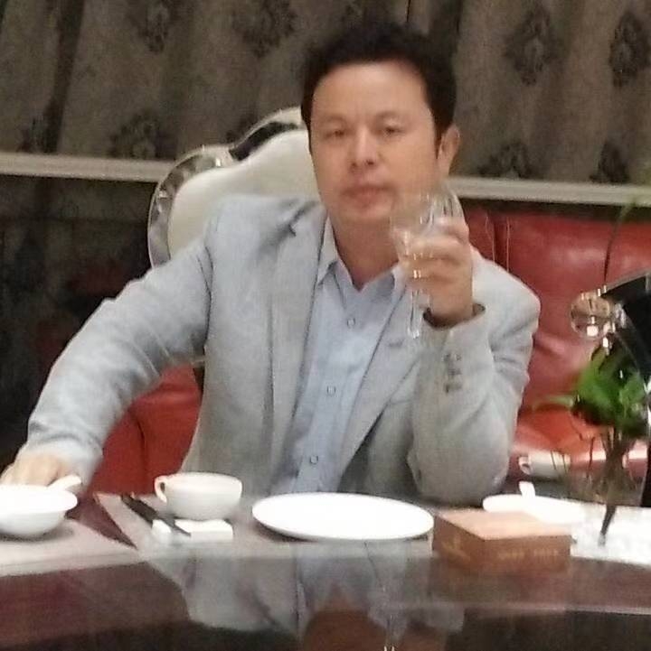 真的的第一张照片--全国闪婚服务中心