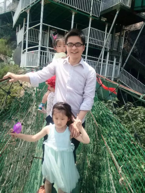 fengye的第二张照片--全国闪婚服务中心