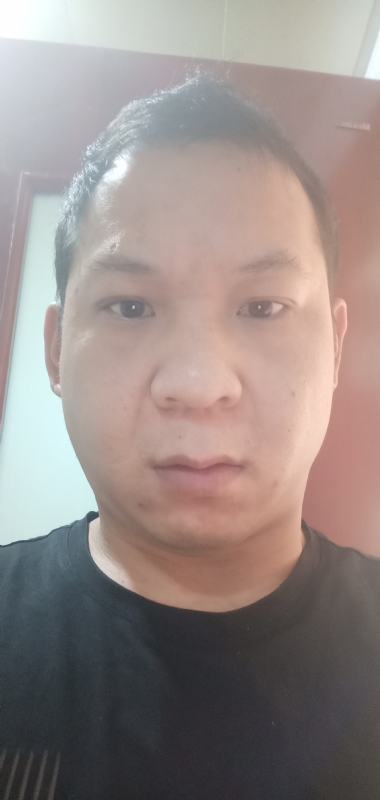 淡定的第一张照片--全国闪婚服务中心
