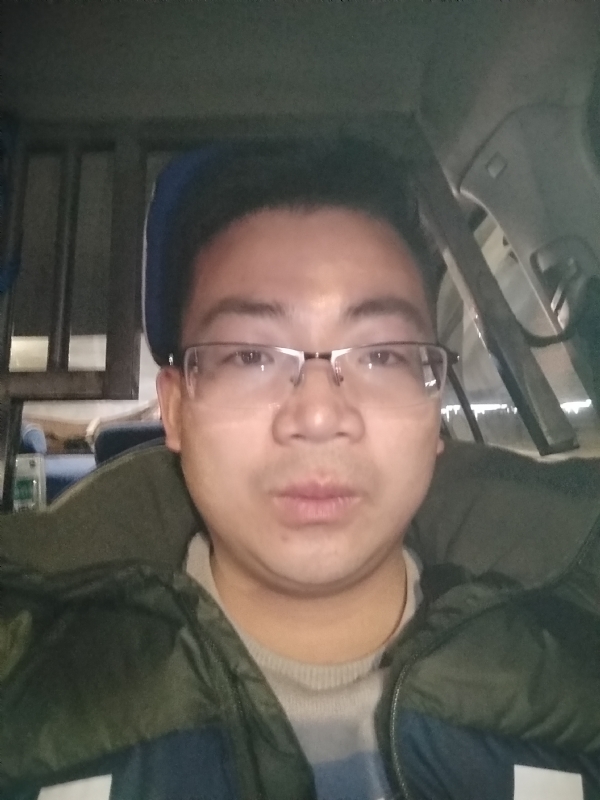 没那么简单的第一张照片--全国闪婚服务中心