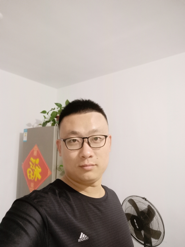 小超超的第一张照片--全国闪婚服务中心