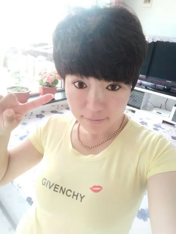 最简单的浪漫是陪伴的第一张照片--全国闪婚服务中心