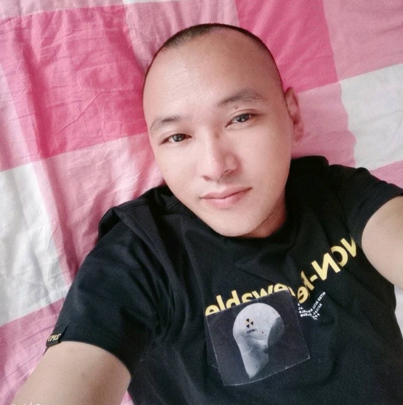 求脱单的第一张照片--全国闪婚服务中心