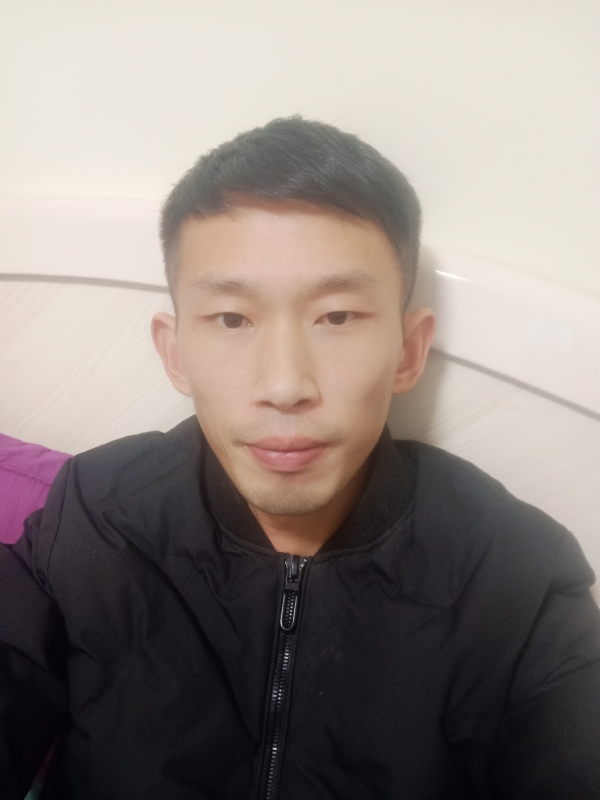 亮儿的第一张照片--全国闪婚服务中心