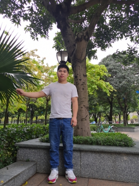 小欧的第一张照片--全国闪婚服务中心