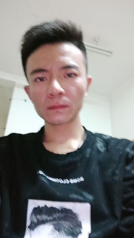 苗子的第二张照片--全国闪婚服务中心