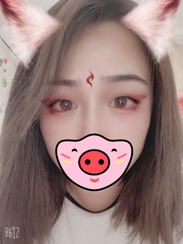 不燥的第一张照片--全国闪婚服务中心