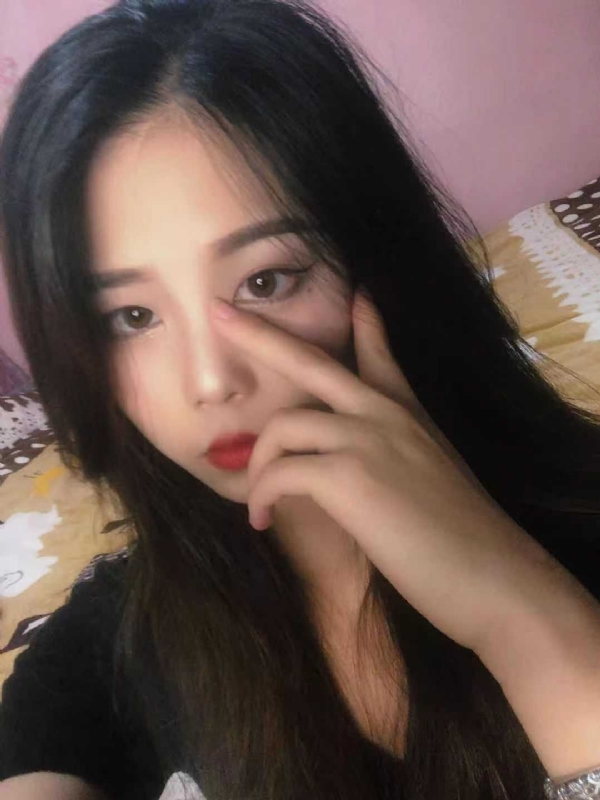 别看我的第一张照片--全国闪婚服务中心
