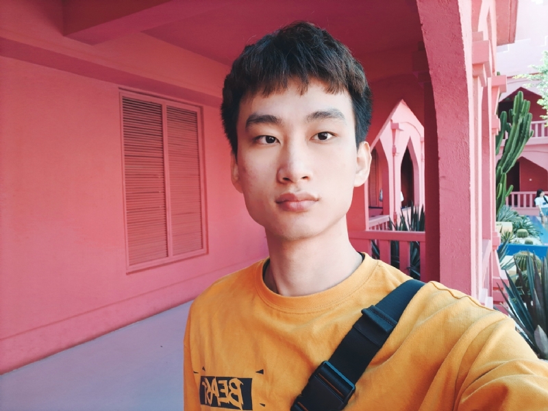 初晨的第一张照片--全国闪婚服务中心