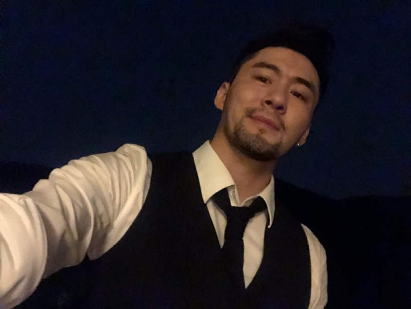 好久的第三张照片--全国闪婚服务中心