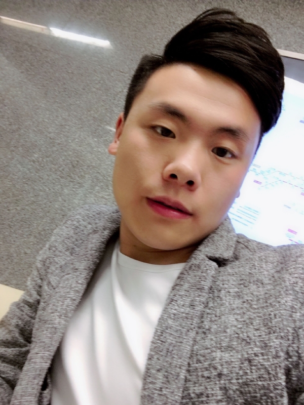 王先生的第一张照片--全国闪婚服务中心
