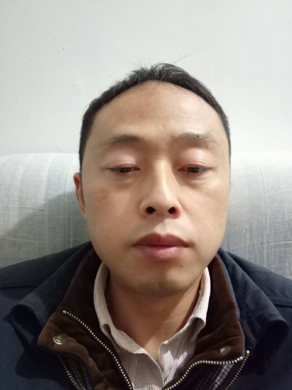阳光的第一张照片--全国闪婚服务中心