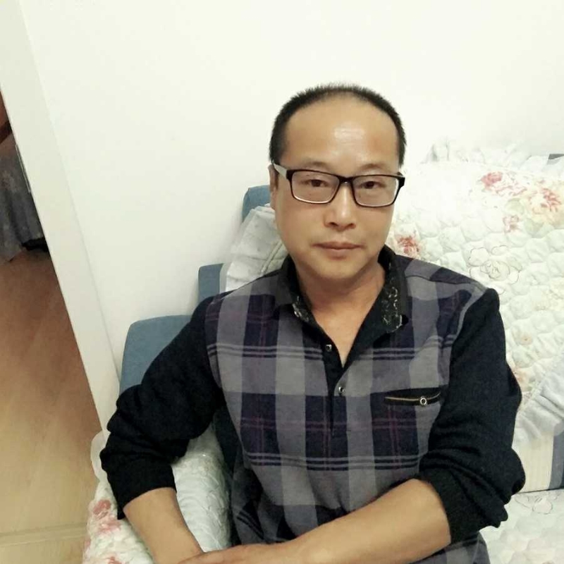 大海的第一张照片--全国闪婚服务中心
