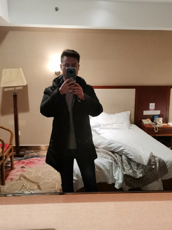 白天的第二张照片--全国闪婚服务中心